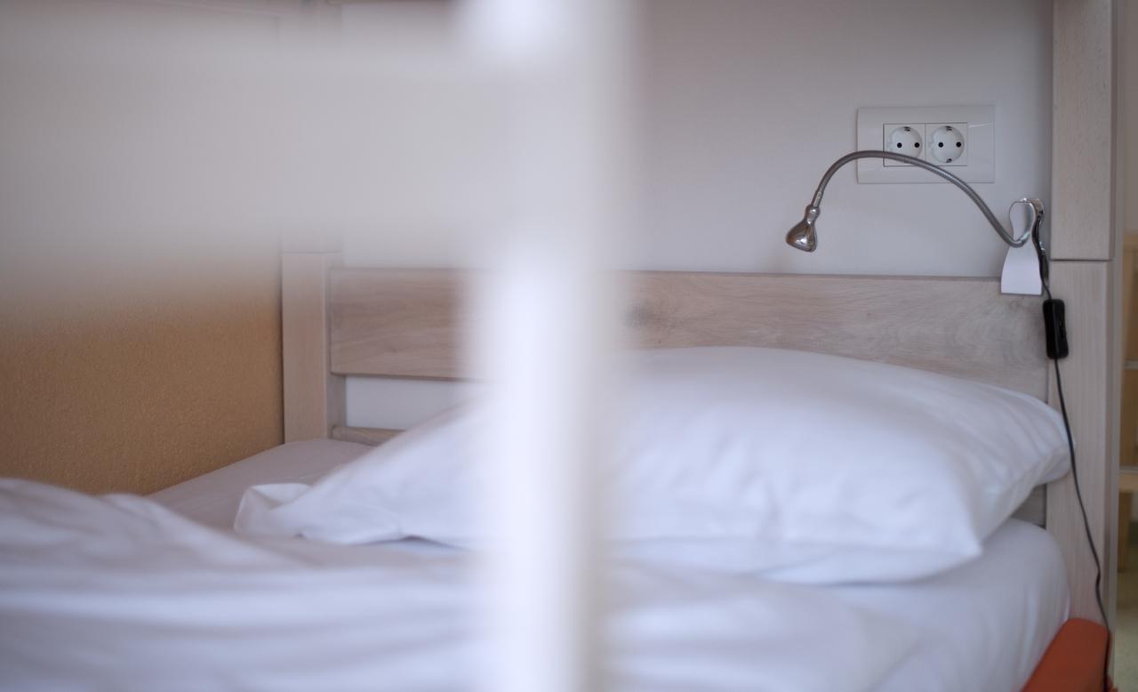 Windward Hostel Zadar Buitenkant foto