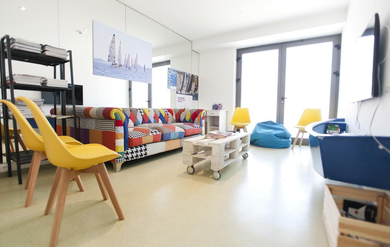 Windward Hostel Zadar Buitenkant foto